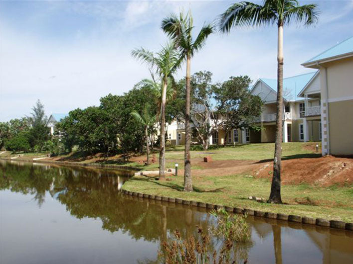 Various Midweeks at Caribbean Estates ( 6 Sleeper )