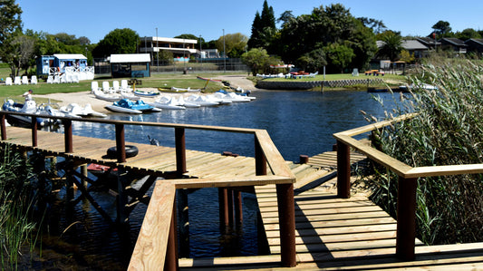 Various Midweeks at Baywater Village(4 sleeper) 2 adults 2 kids